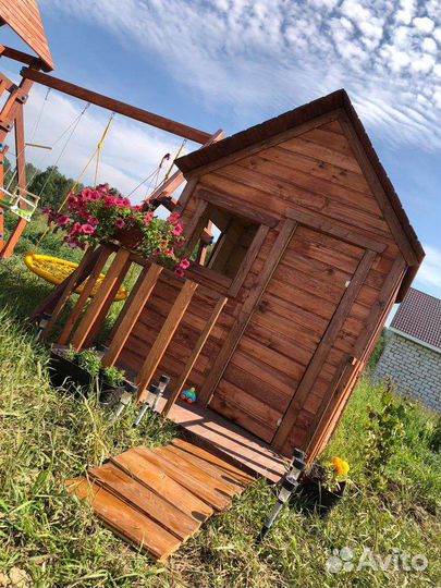 Детский домик из натурального дерева