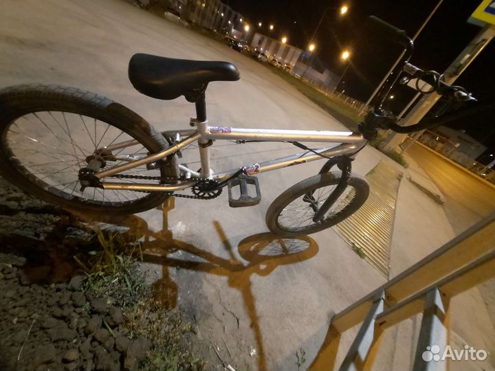 Трюковой велосипед bmx бу