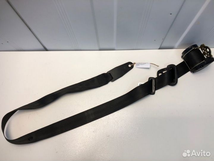 Ремень безопасности задний Volkswagen Transporter