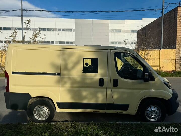 Peugeot Boxer цельнометаллический, 2017