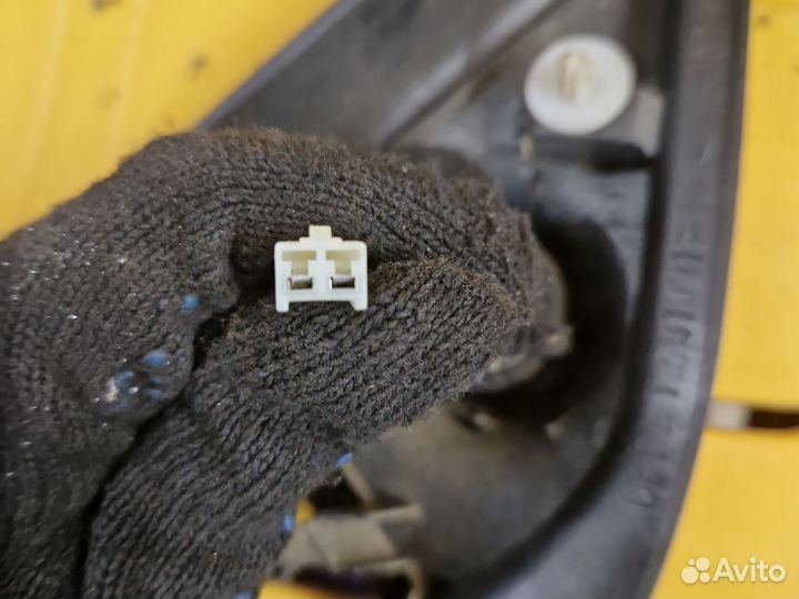 Накладка на зеркало правая geely mk / mk cross 1.5