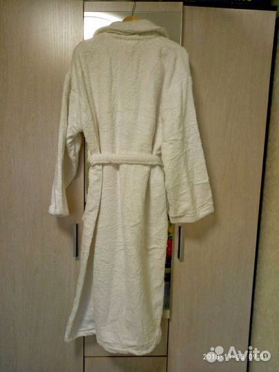 Халат новый махровый белый р. XL
