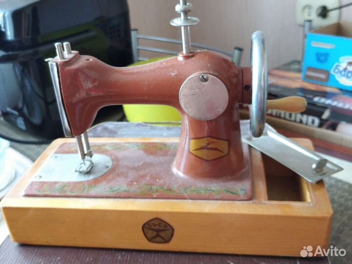 Швейная машинка