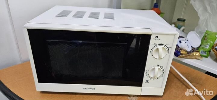 Микроволновая печь maxwell