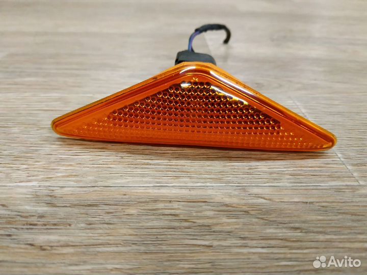 Повторитель указателя поворота Ford Mondeo III