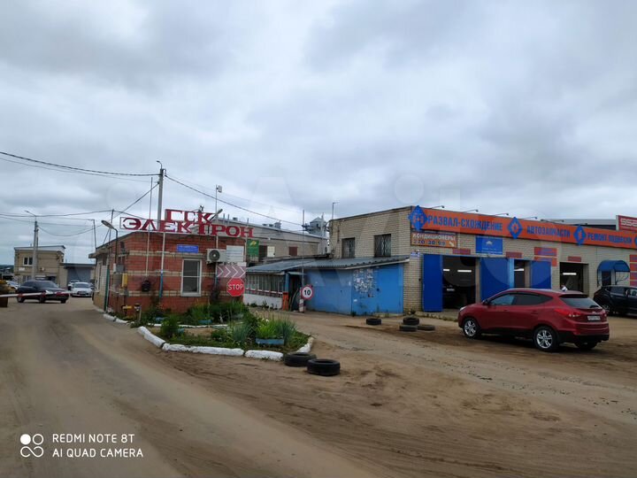 Гараж, > 30 м²