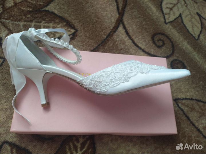 Туфли женские 40 размер новые