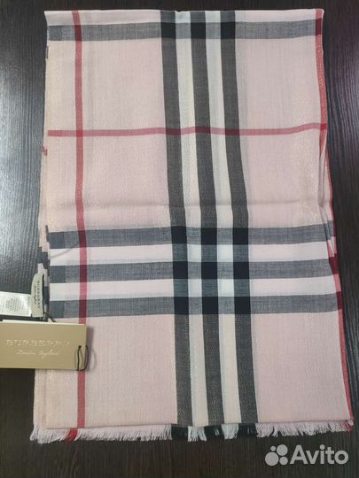 Палантин burberry