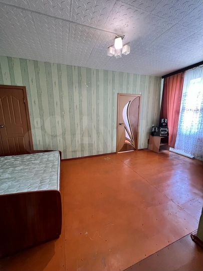 2-к. квартира, 42 м², 4/4 эт.