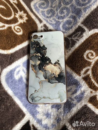 Чехол на iPhone 7