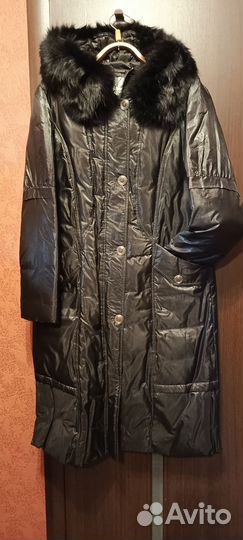 Пуховик женский зимнее с капюшоном 48 50