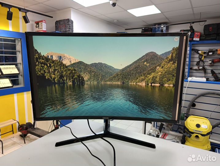 Монитор samsung LC32JG 235665