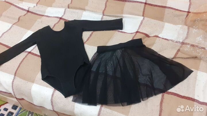 Гимнастический купальник с юбкой