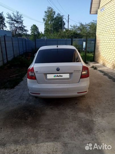 Skoda Octavia 1.6 AT, 2013, 190 000 км