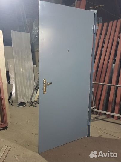 Дверь входная металлическая