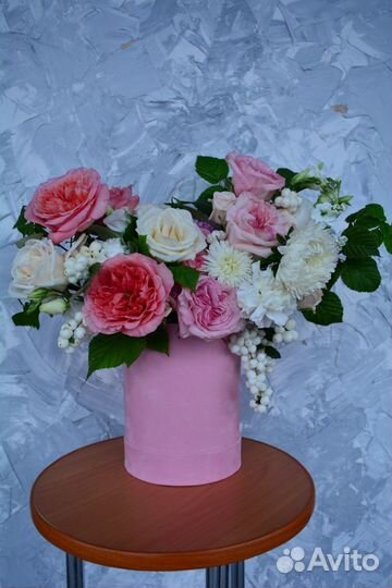 Композиция с живыми цветами