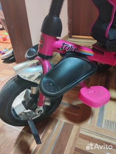 Детский велосипед трехколесный с ручкой