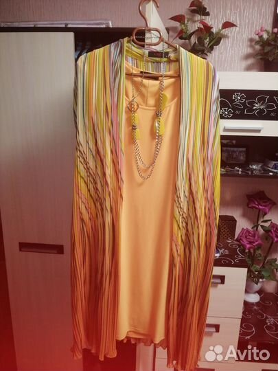 Платье вечернее