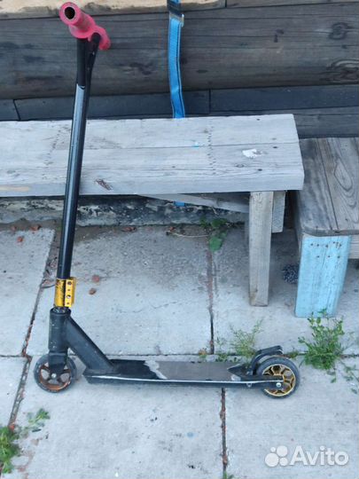 Трюковой самокат