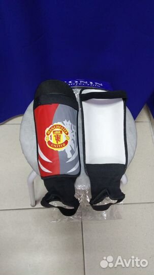 Для футбола щитки футбольные Манчестер Магазин