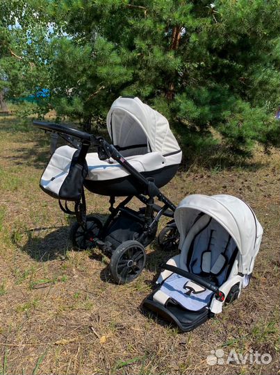 Коляска 2 в 1 эко кожа