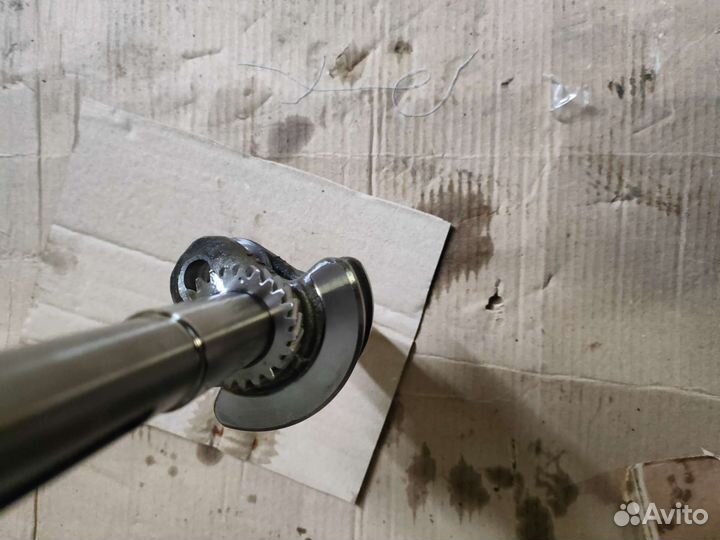 Новый коленвал для газона косилки