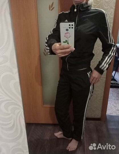 Спортивный костюм adidas женский 44-46 р-р