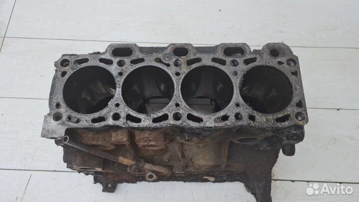 Блок цилиндров Kia Sportage 1 FE 1994