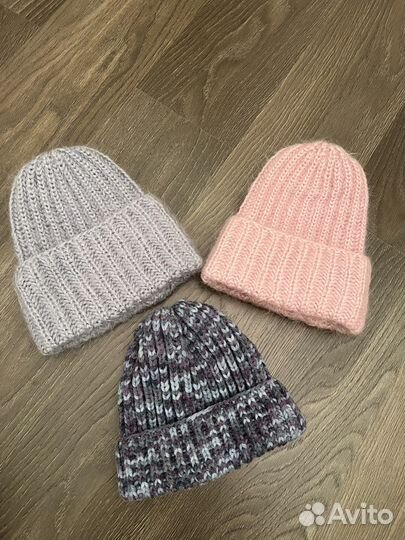 Шапки вязаные спицами