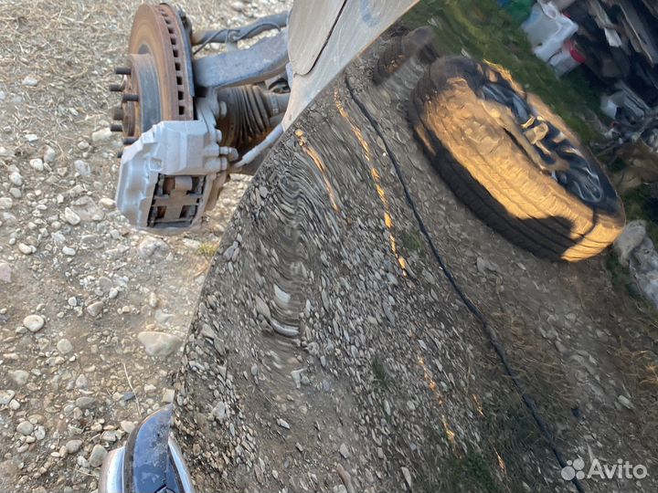 Nissan Patrol Y62 Дверь передняя левая