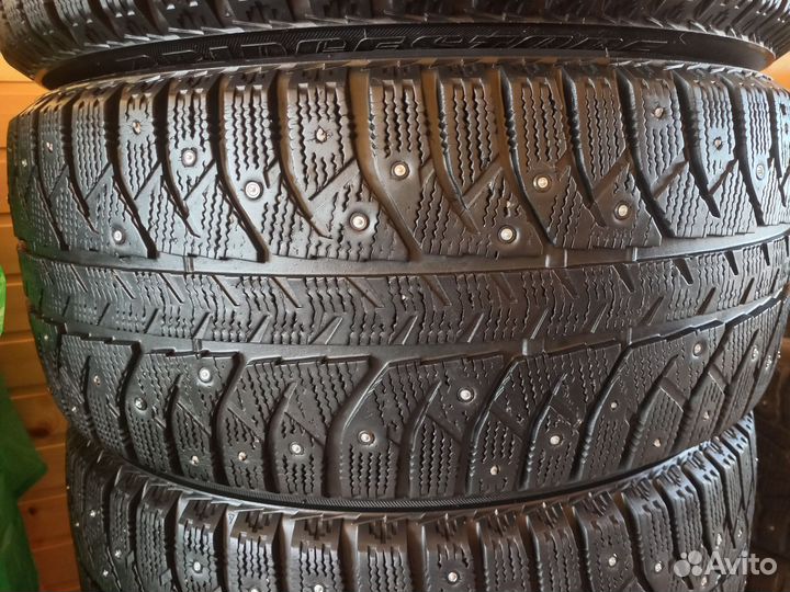 Bridgestone Ice Cruiser 5000 235/50 R18