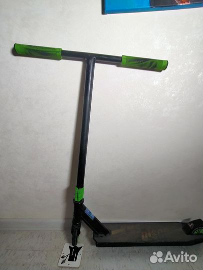 Самокат трюковой