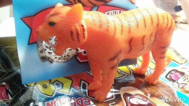 Lions i co Maxxi Деагостини тигр