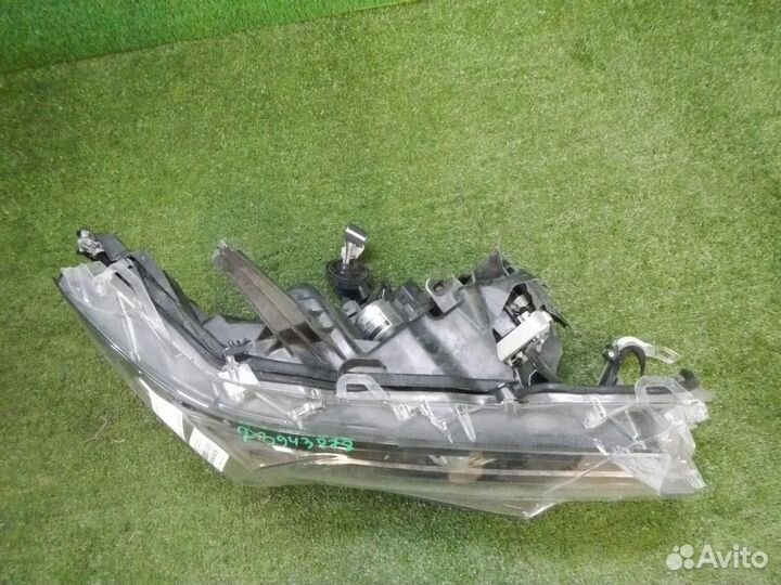 Фара правая Toyota Land Cruiser Prado 150 (2017-н