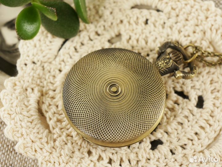 Часы-подвеска №50 Топаз, средние