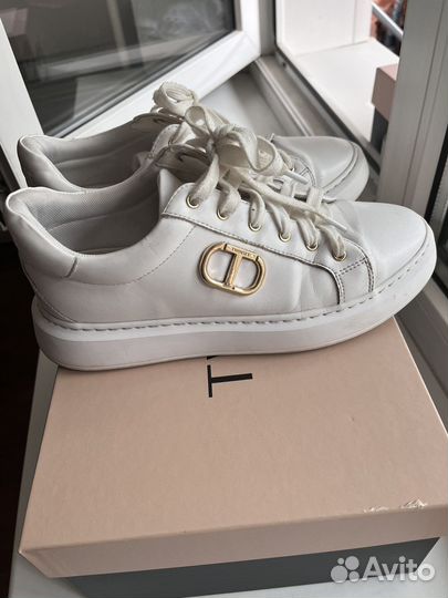 Кроссовки twinset 37 размер