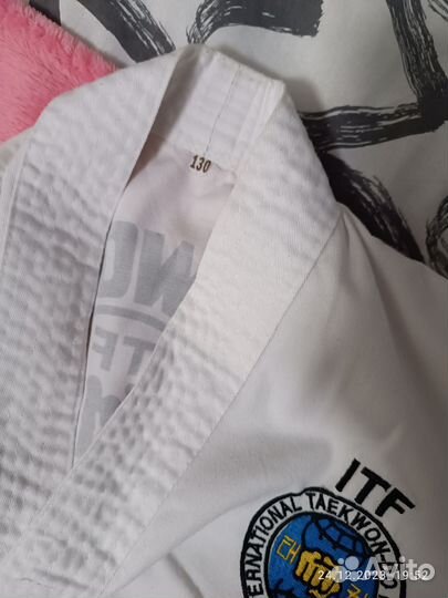 Продам два комплекта для тхэквондо