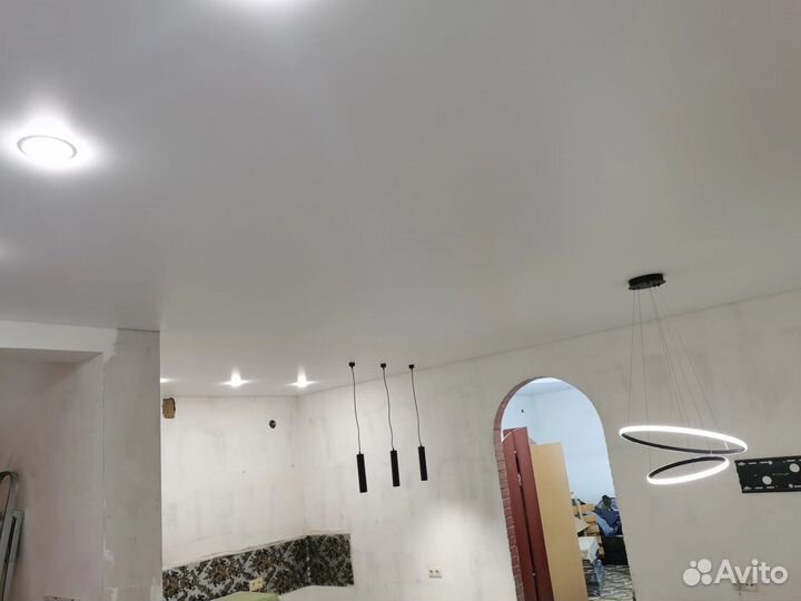 Натяжные потолки