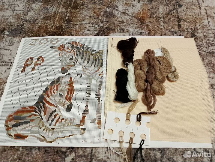 Наборы для вышивки крестом