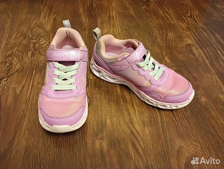 Кроссовки для девочки Skechers