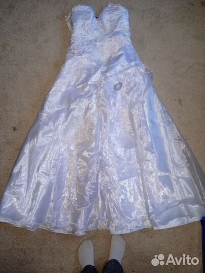 Платье свадебное