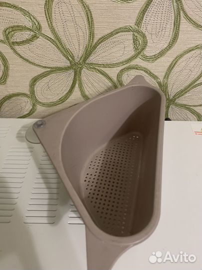 Набор корзинок и подставок для кухни