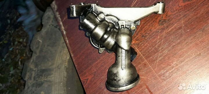 Масляный насос мерседес 124