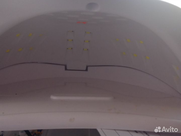 Лампа для сушки ногтей