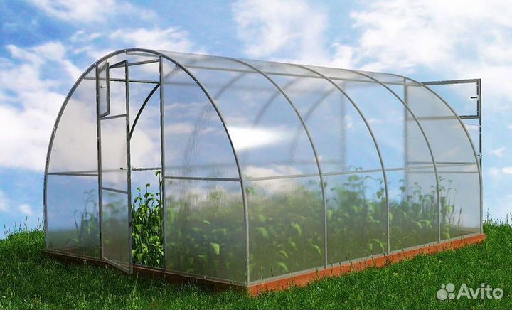 Теплица с поликарбонатом