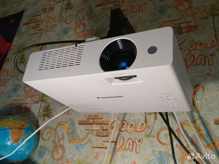 Проектор Panasonic PT-LX22 XGA