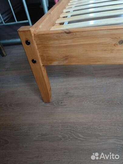 Кровать IKEA 140*200