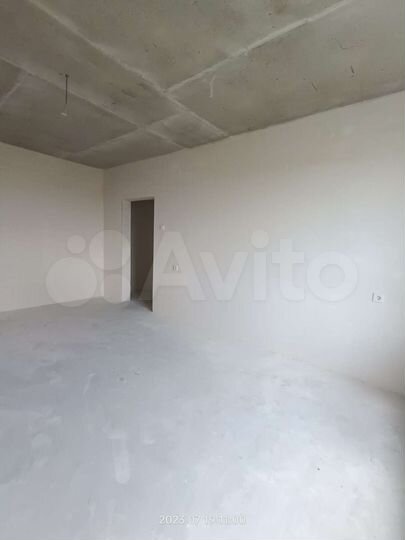 2-к. квартира, 65 м², 6/10 эт.