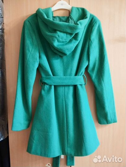Пальто демисезонное, размер 42
