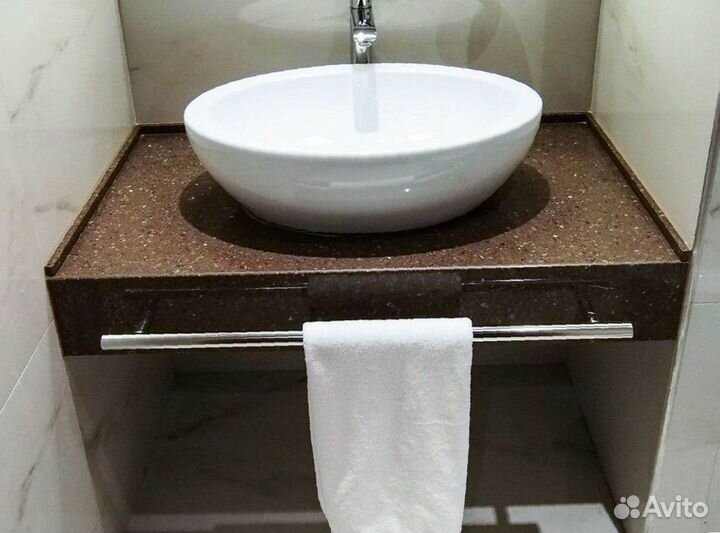 Столешница из камня в ванную / Столешница из искусственного камня